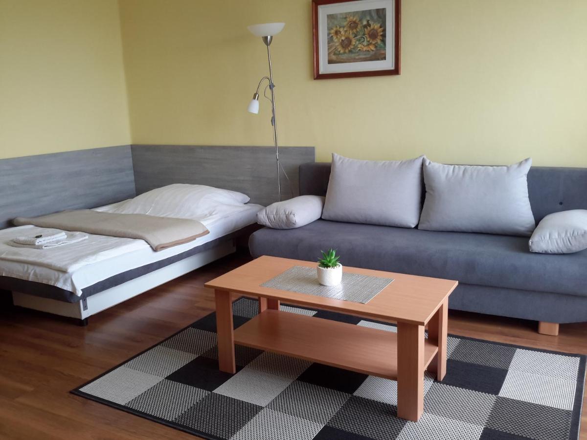 Szeki Apartman Balatonfured Bagian luar foto