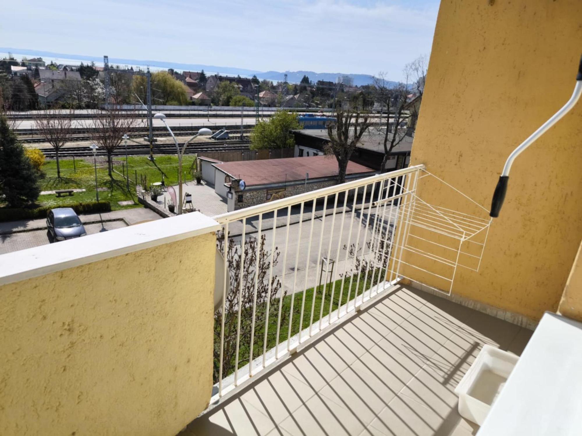 Szeki Apartman Balatonfured Bagian luar foto