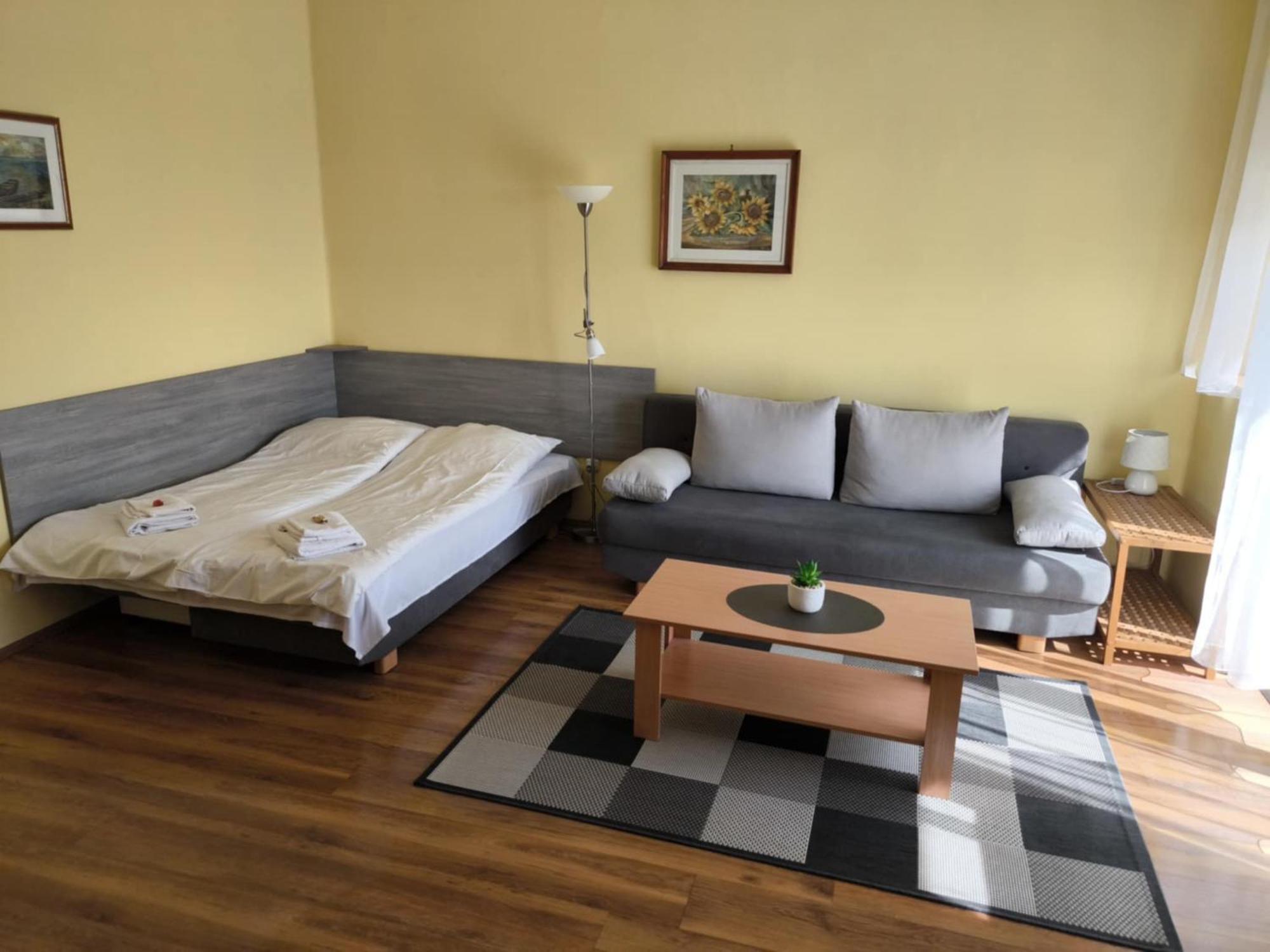 Szeki Apartman Balatonfured Bagian luar foto